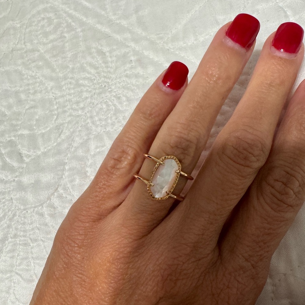 Kendra Scott Rose Gold plated ring - size 7 never worn